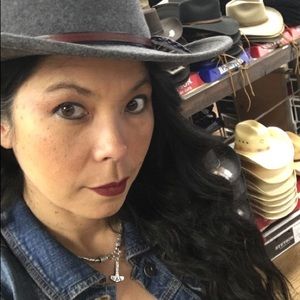 Meet your Posher, Jane